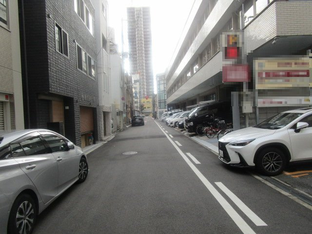 大阪市西区南堀江４丁目のビル