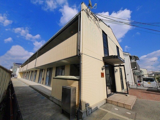 レオパレスエスパールビラの外観|きれいな外観です