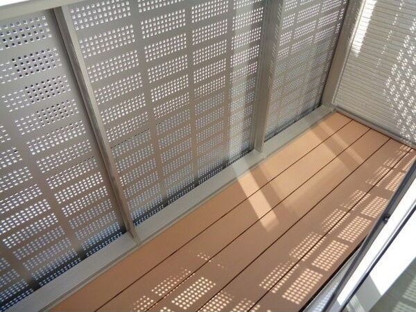 アーネスト柏木のバルコニー
