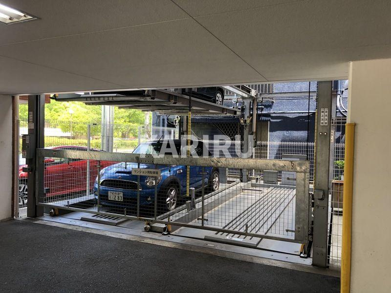 ジョイパーク鶴見の駐車場