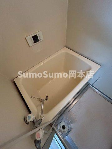 ジーライズ東灘深江の浴室|コンパクトで使いやすいお風呂です
