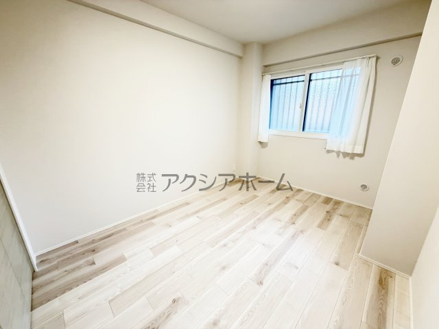 ライオンズマンション武蔵藤沢の洋室|洋室　5.6帖
