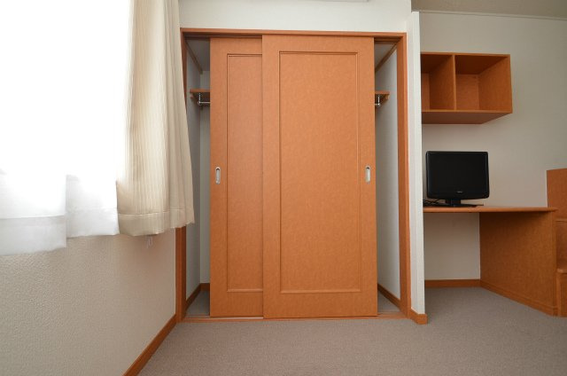 北九州市八幡西区楠橋西２丁目のアパートの収納