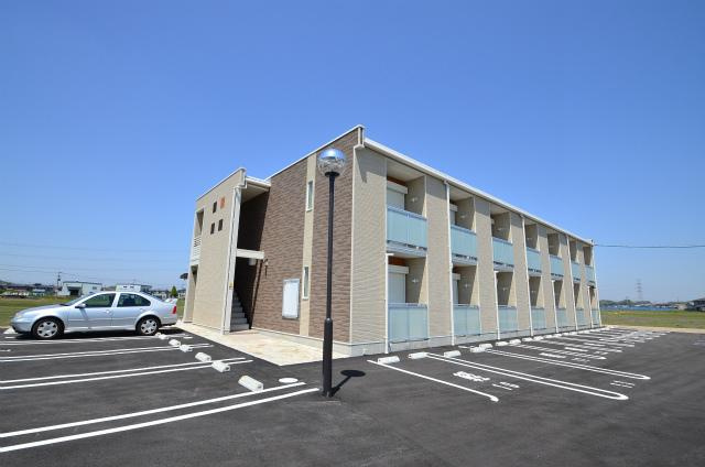 遠賀郡遠賀町大字別府のアパートの外観