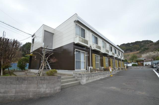 レオパレスフカサカ南の外観