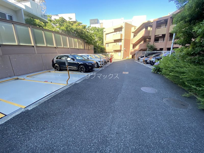 【駐車場】リーベスト芦屋川