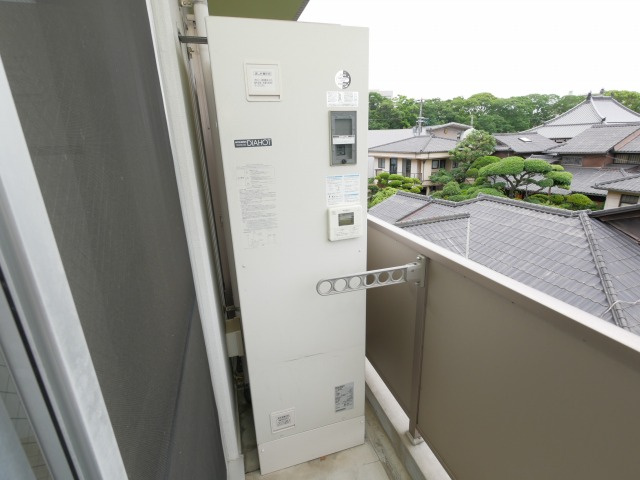大阪市天王寺区茶臼山町の賃貸マンションのバルコニー