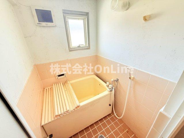 八尾市東山本新町４丁目の賃貸マンションの浴室