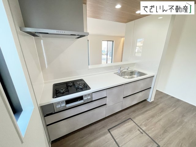 【キッチン】 | GRAFARE鴻巣市下忍3期　新築住宅 | ≪2号棟≫
現地(2026年7月撮影)