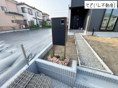 【玄関】 | GRAFARE鴻巣市下忍3期　新築住宅 | ≪2号棟≫
現地(2026年7月撮影)
