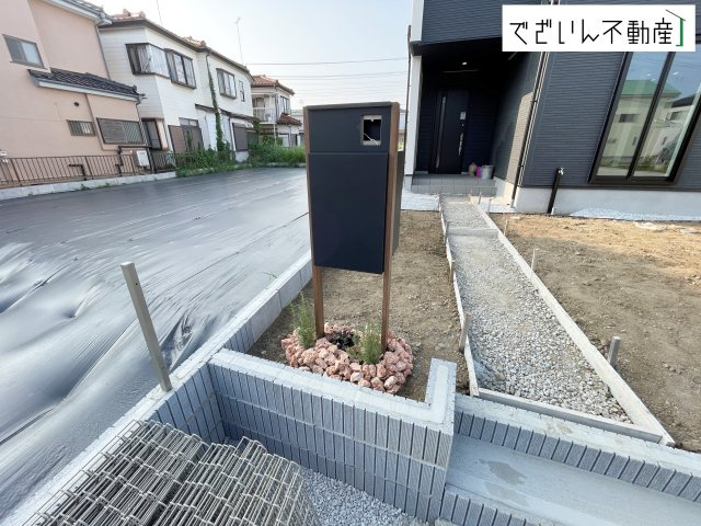 【玄関】 | GRAFARE鴻巣市下忍3期　新築住宅 | ≪2号棟≫
現地(2026年7月撮影)