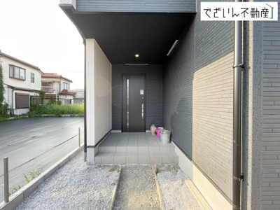 【玄関】 | GRAFARE鴻巣市下忍3期　新築住宅 | ≪2号棟≫
現地(2026年7月撮影)