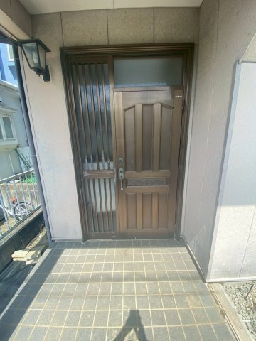 立沢　売戸建ての玄関
