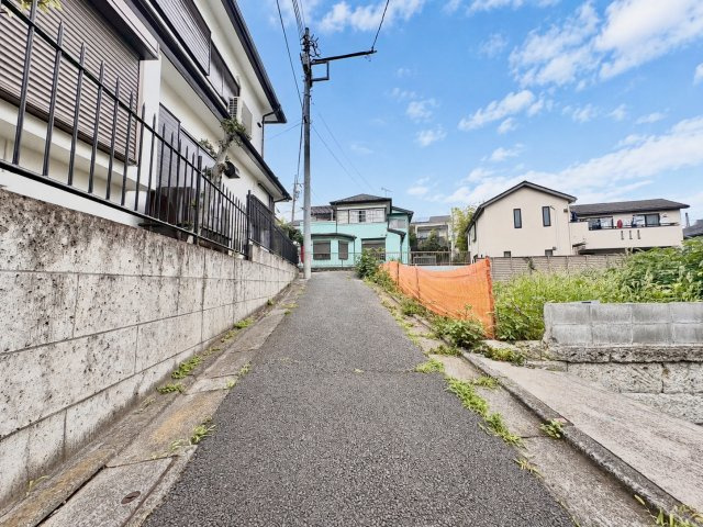 大田区羽田3丁目　新築戸建の前面道路含む現地写真|2026.07.06撮影

現地ご見学希望・資料請求などお気軽にお問い合わせ下さい！
03-5990-5201