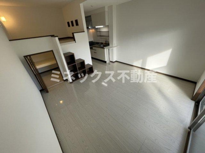 【居間・リビング】 | Franc（フラン） | 同タイプのお部屋の写真。現況を優先します。