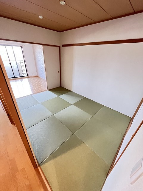 NTPRレジデンス甲子園四番町の和室
