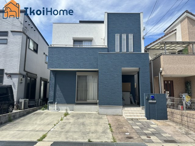 神戸市西区水谷1丁目　中古戸建の外観|平成22年築！目を引くオシャレな外観です！全室６帖以上で広々♪駐車スペース２台ございます！設備充実！