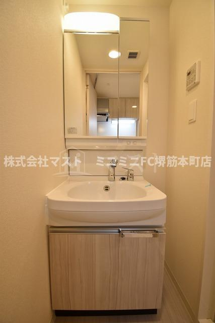 プレサンス大手前ピリオドの洗面所