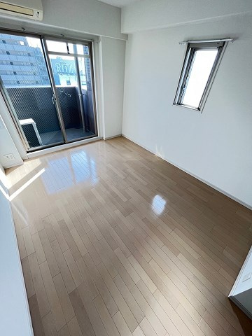 アーバングリーン甲子園の居間・リビング