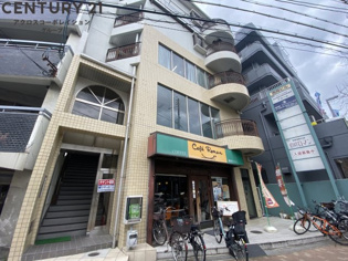 西岡ビルの外観