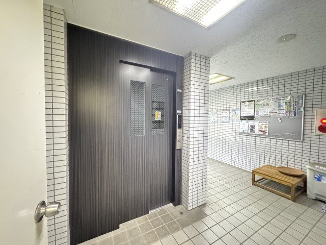 プランドール松戸のロビー