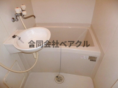 【浴室】 | モンテローザ | コンパクトで使いやすいお風呂です