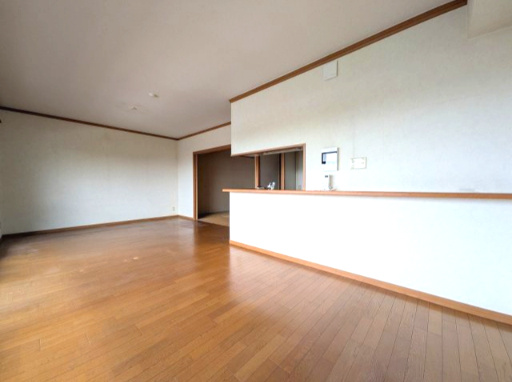 スペクトル舟津弐番館の居間・リビング|ゆったり過ごせるリビングです