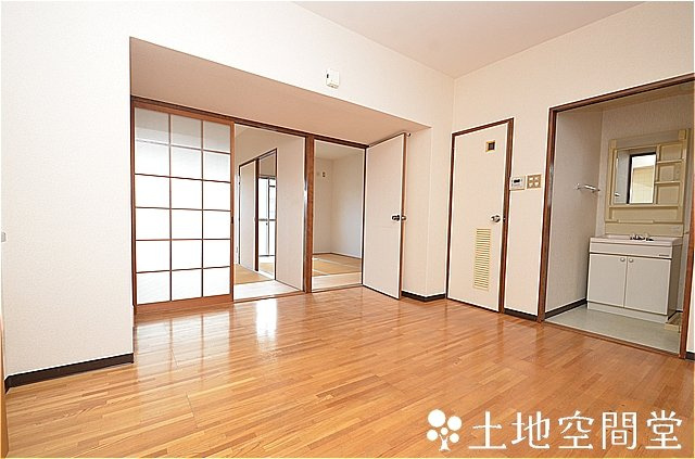 北九州市八幡西区穴生４丁目の賃貸マンションのキッチン
