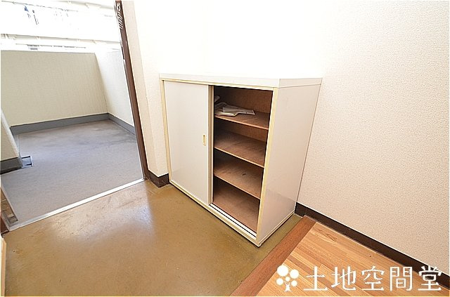 北九州市八幡西区穴生４丁目の賃貸マンションの収納