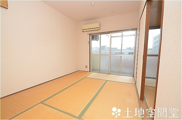 北九州市八幡西区穴生４丁目の賃貸マンションの内装