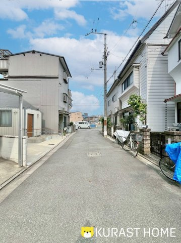 京都市南区吉祥院西ノ庄西浦町　中古戸建の前面道路含む現地写真