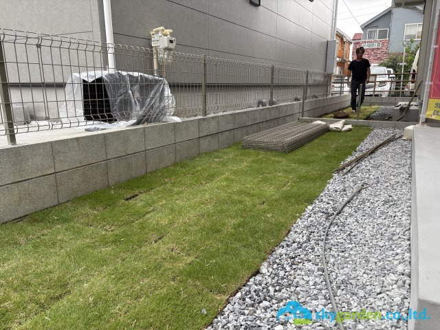 茅ヶ崎市東海岸南6丁目　新築戸建　全３棟2号棟の庭|お庭の付いた物件です
