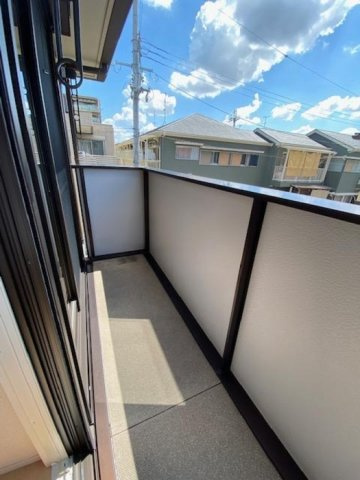 武庫之荘戸建貸家　D棟のバルコニー|陽当たり良好なバルコニーです