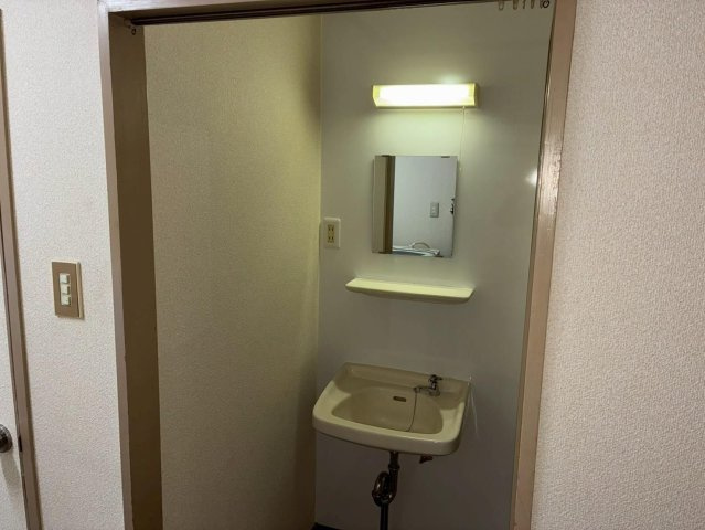 第1コーポ江頭の洗面所