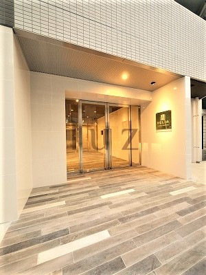 リライア横濱大通り公園のエントランス