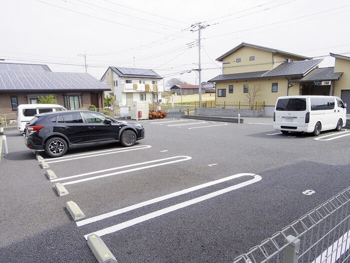ワレアハレの駐車場|駐車場