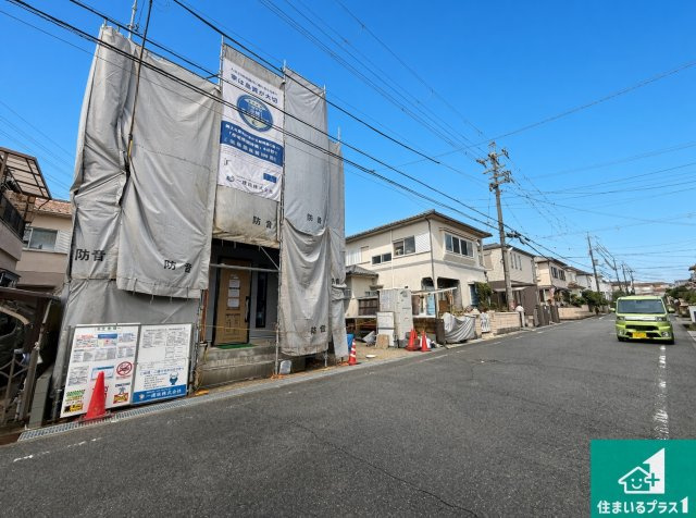 泉南郡熊取町大久保南　新築一戸建ての外観|現在建築中！落ち着いた街並みで新生活を始めることが出来そう！周辺の物件も併せてご紹介させて頂きます！