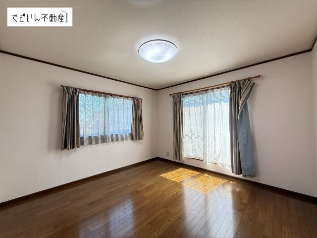 【洋室】 | 本庄市寿2丁目　中古住宅   | 現地(2026年7月撮影)
２階８帖洋室