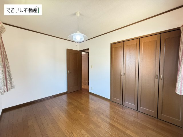 【洋室】 | 本庄市寿2丁目　中古住宅   | 現地(2026年7月撮影)
２階6帖洋室