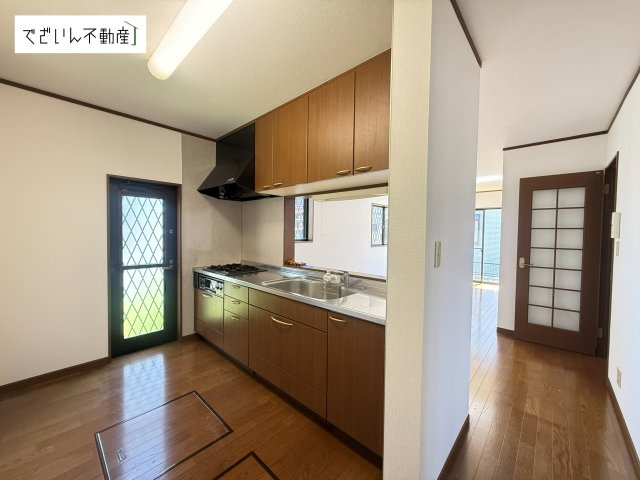 【居間・リビング】 | 本庄市寿2丁目　中古住宅   | 現地(2026年7月撮影)