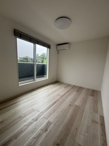 宇都宮市松風台1159-261の洋室