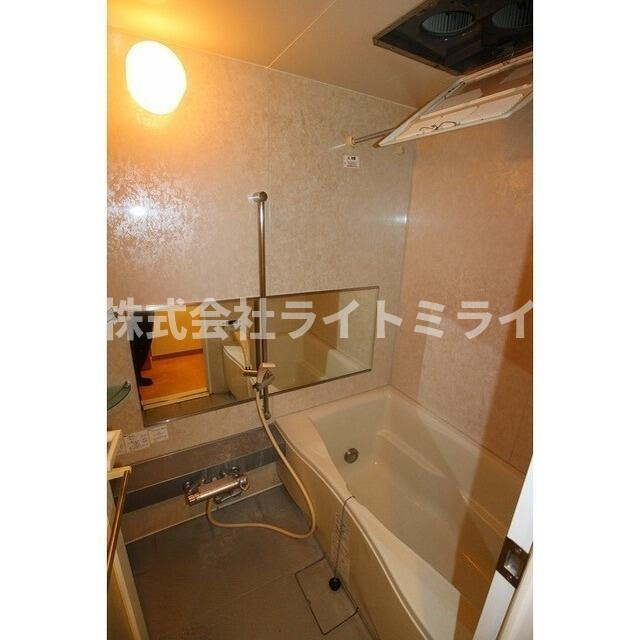ドルフ後楽園ステーションフロントの浴室| 