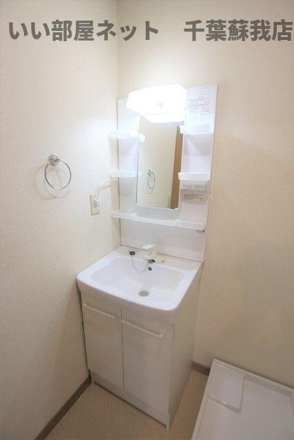 アートイン市原Ｃ棟の洗面所|忙しい朝には欠かせない洗面所です