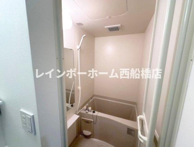 プレミアコート原木中山の浴室