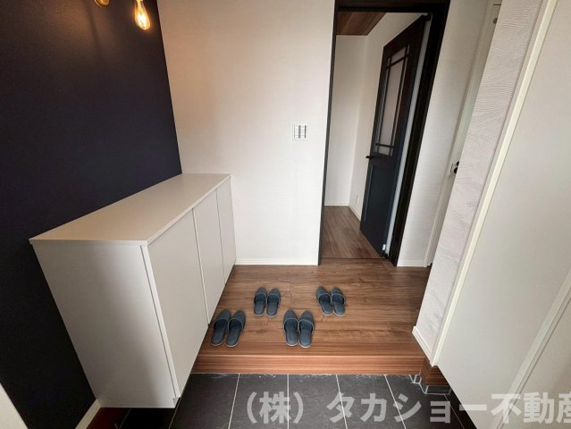 【玄関】 | 市原市八幡　築浅戸建