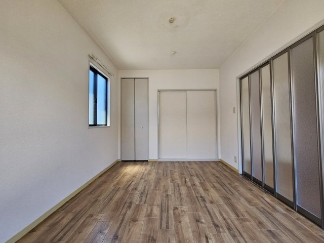 アイクスコートK・Lの子供部屋