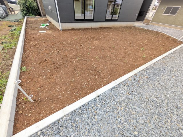 つくば市高見原　第17　新築戸建て　3号棟の庭|日当たりや広さを現地で体感してください。理想のガーデニングや家庭菜園を始めてみませんか。