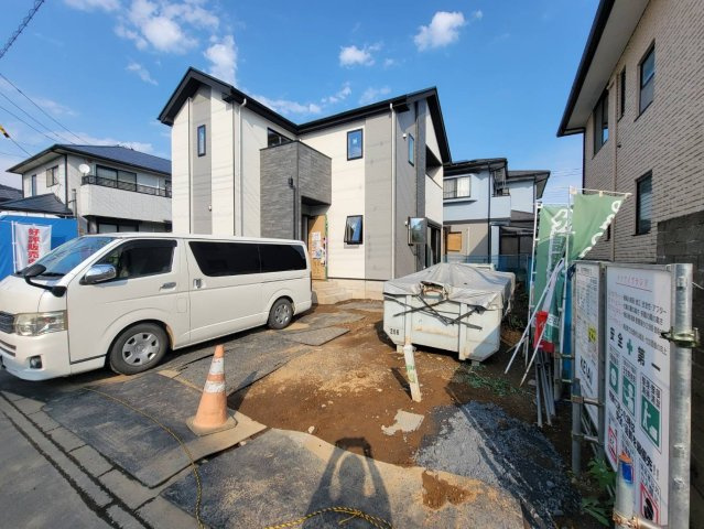 【LIGARE】下野市緑 1期 全1棟の外観|〇間もなく完成〇
建築中の工程を確認できるのがは今ならではのメリットです。
周辺環境を含め、今からチェックがおすすめです。
先ずはお気軽にお問合せください！
※2026年7月撮影