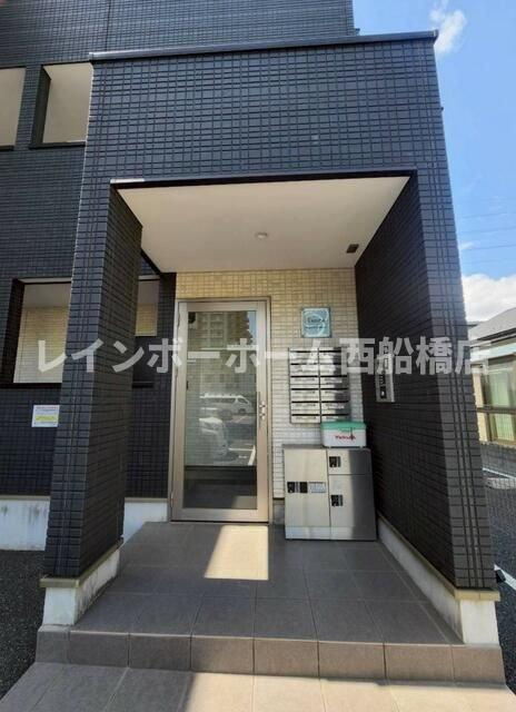 クオーレ東習志野のエントランス