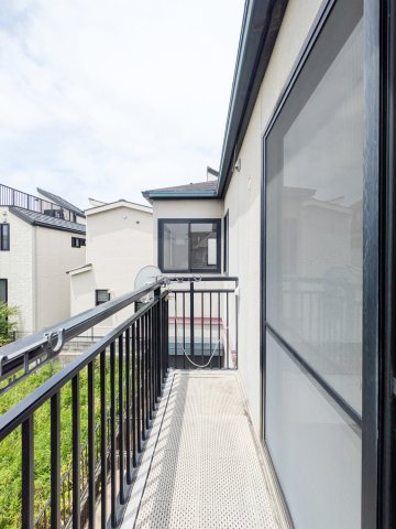 翠ヶ丘町戸建のバルコニー